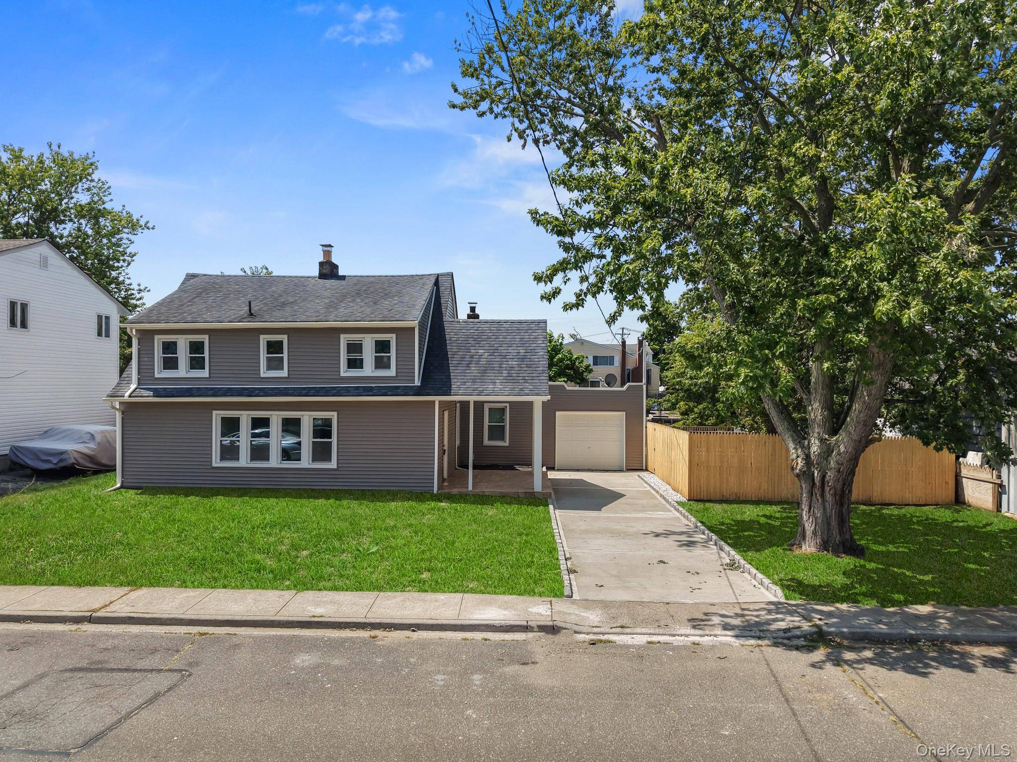Welcome to your dream home in Baldwin, NY !