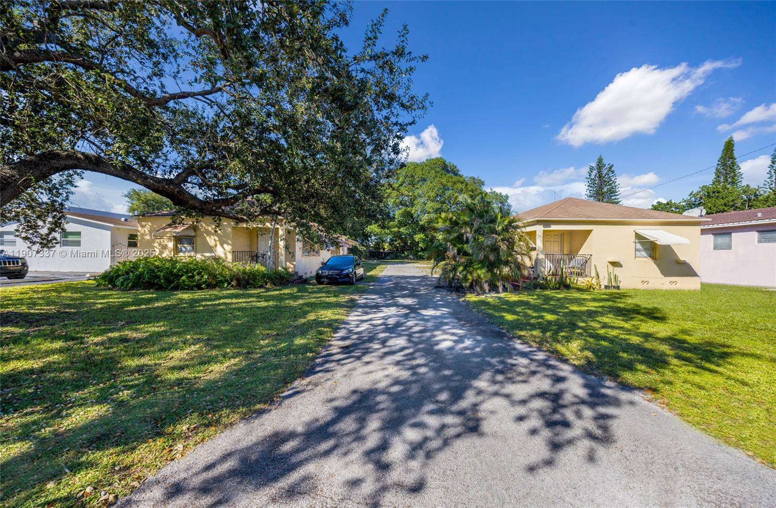 Prime value add multifamily opportunity in Hollywood !