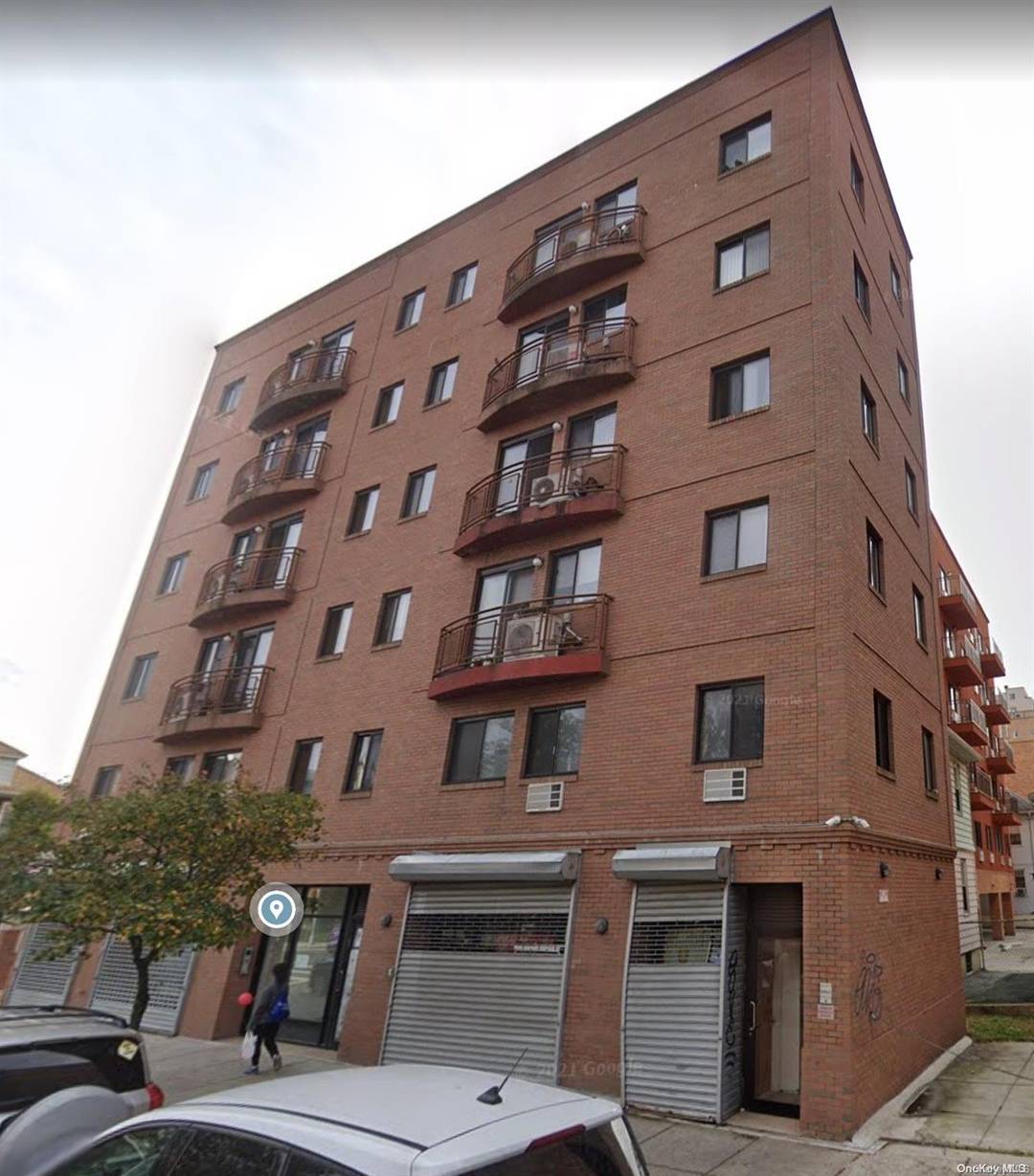 Welcome to 142 19 Cherry Avenue, Suite 102 Commercial Community Space in Flushing.