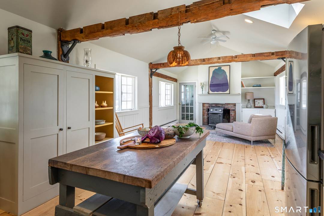Introducing Robin's Keep A nature lover's ideal country retreat.