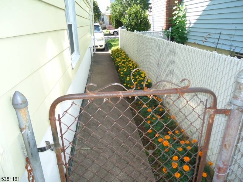 Welcome to this beautifully maintained 3 bedroom, 2 bath split level home nestled on a generous 40x100 lot in a desirable neighborhood.