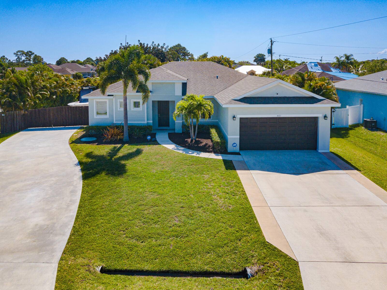 Beautiful 3 bedroom, 2 bath pool home on a spacious corner lot with no HOA !