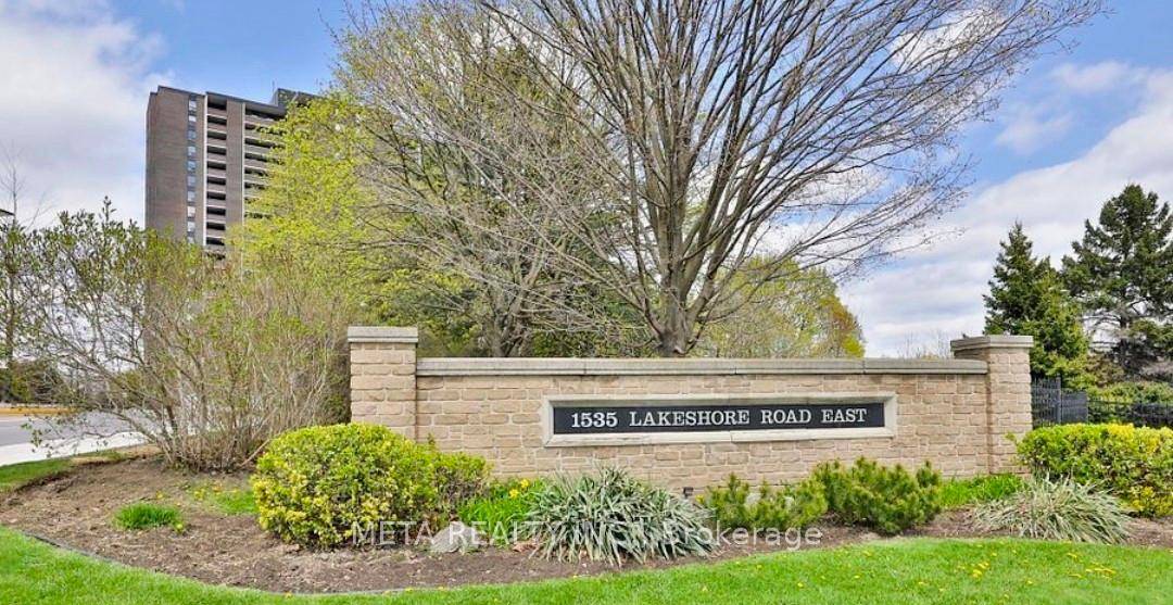 Welcome to 1535 Lakeshore Rd.