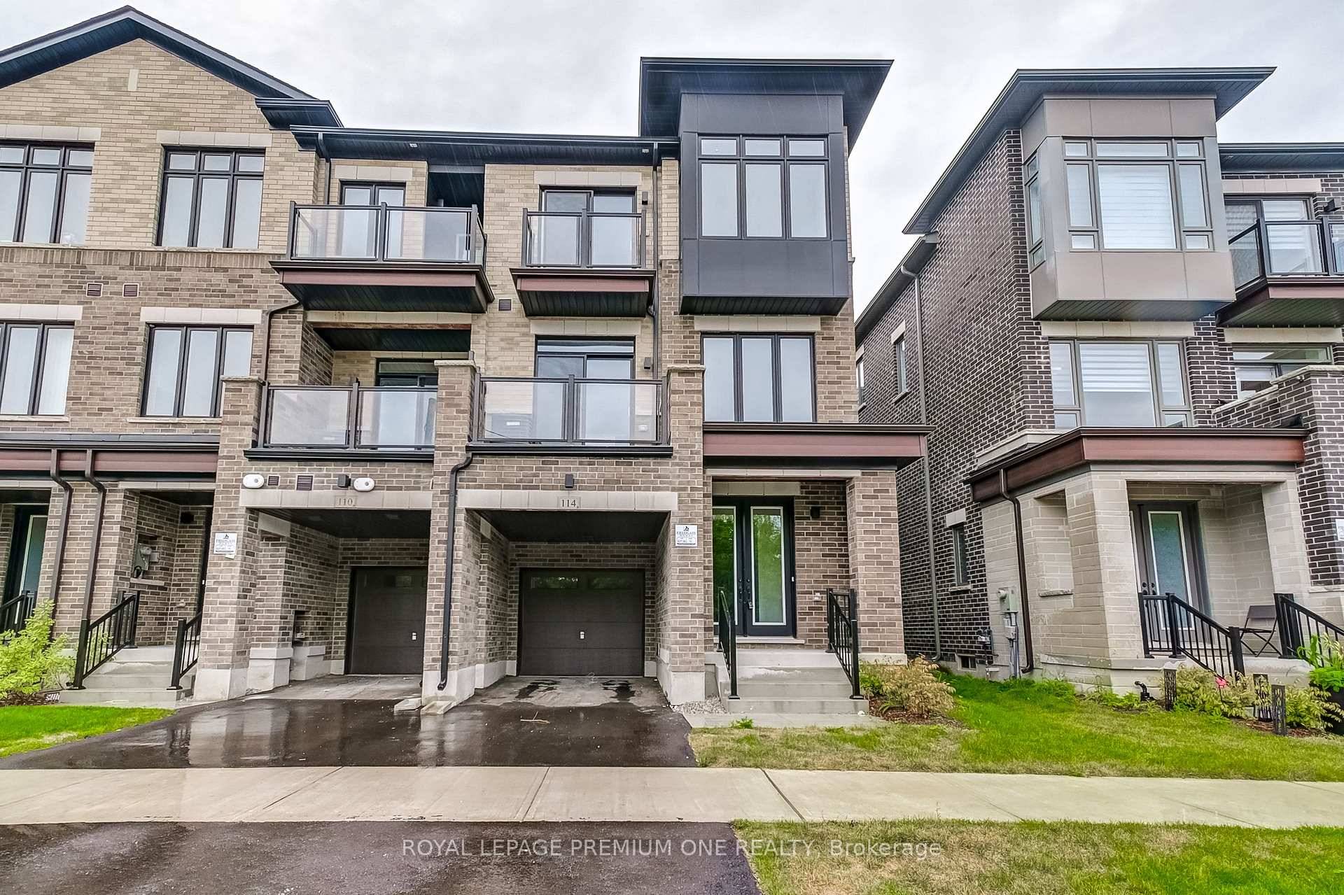 A Brand New Freehold End Unit Townhouse in Woodbridge, a most sought after neighborhood !