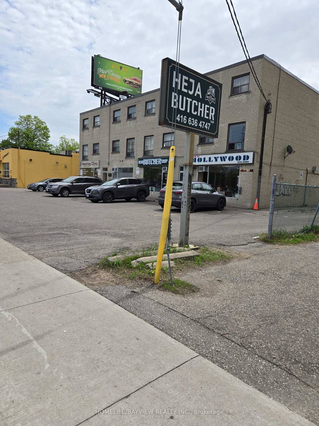 EXCEPTIONAL, FREE STANDING COMMERCIAL BUILDING IN THE HEART OF NORTH YORK, 4 RETAIL UNIT amp ; 8 RESIDENTIAL UNITS FULLY LEASED, CLOSE TO HWYS, DOWNSVIEW PARK, YORK UNIVERSITY TRANIST AT ...