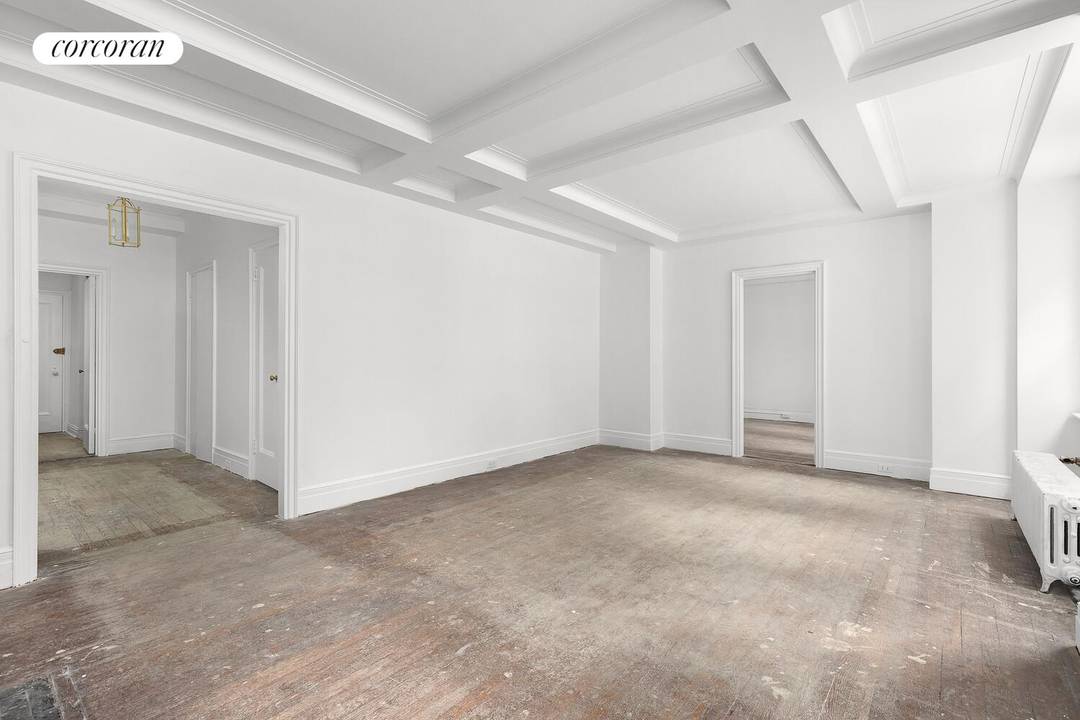 Welcome to the Maisonette at 345 East 57th Street in the heart of Sutton !