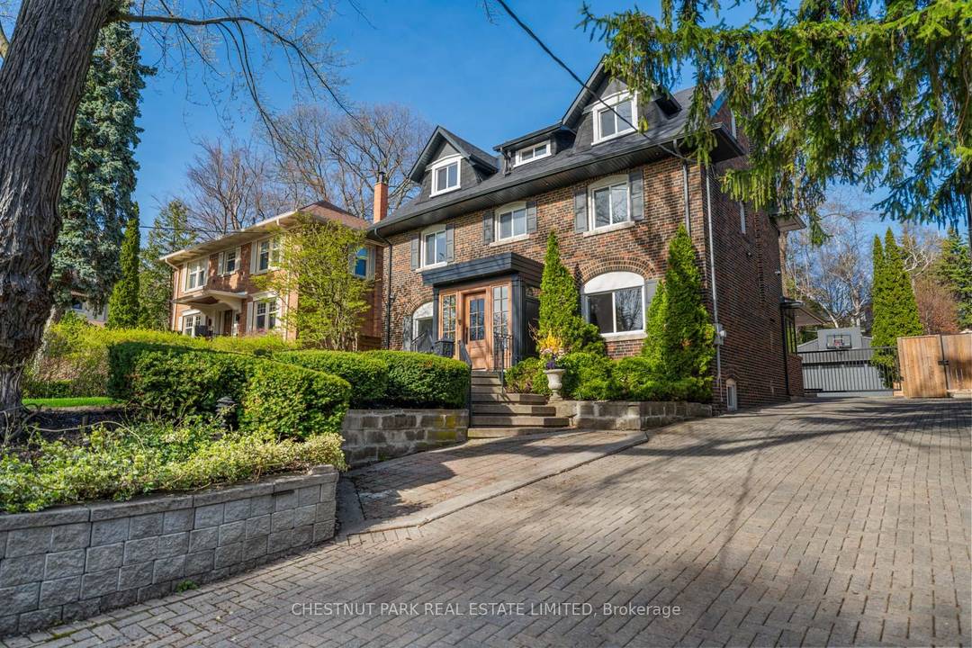 Situated on the best block of Weybourne Crescent, one of Lawrence Park's most coveted streets, this award winning Georgian home blends timeless charm with modern family comfort.