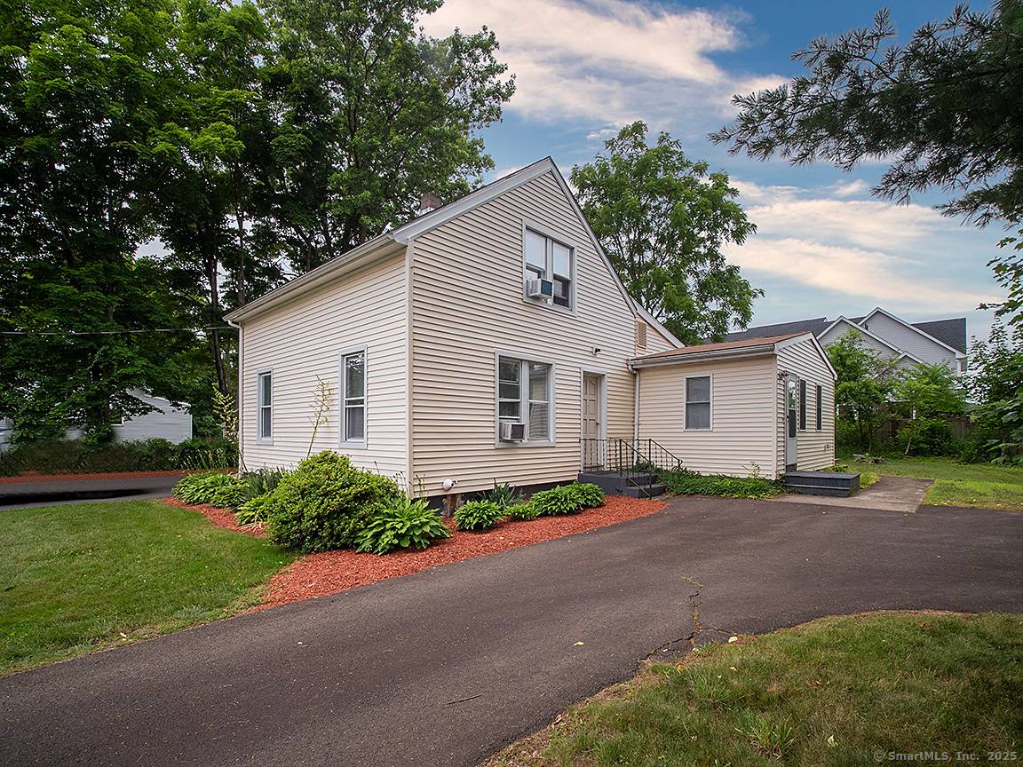 Situated in a desirable and ultra convenient Woodbridge location, this immaculate two family home offers an exceptional opportunity for both owner occupants and savvy investors.