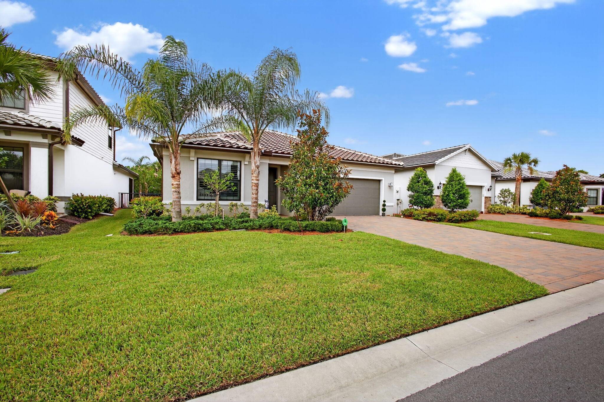 Gorgeous model like home in the sought after Veranda Gardens community !