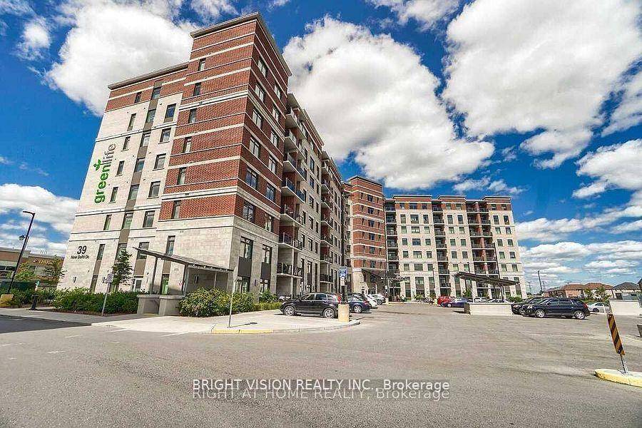 Modern 1 bedroom plus den condo with 1 bath.