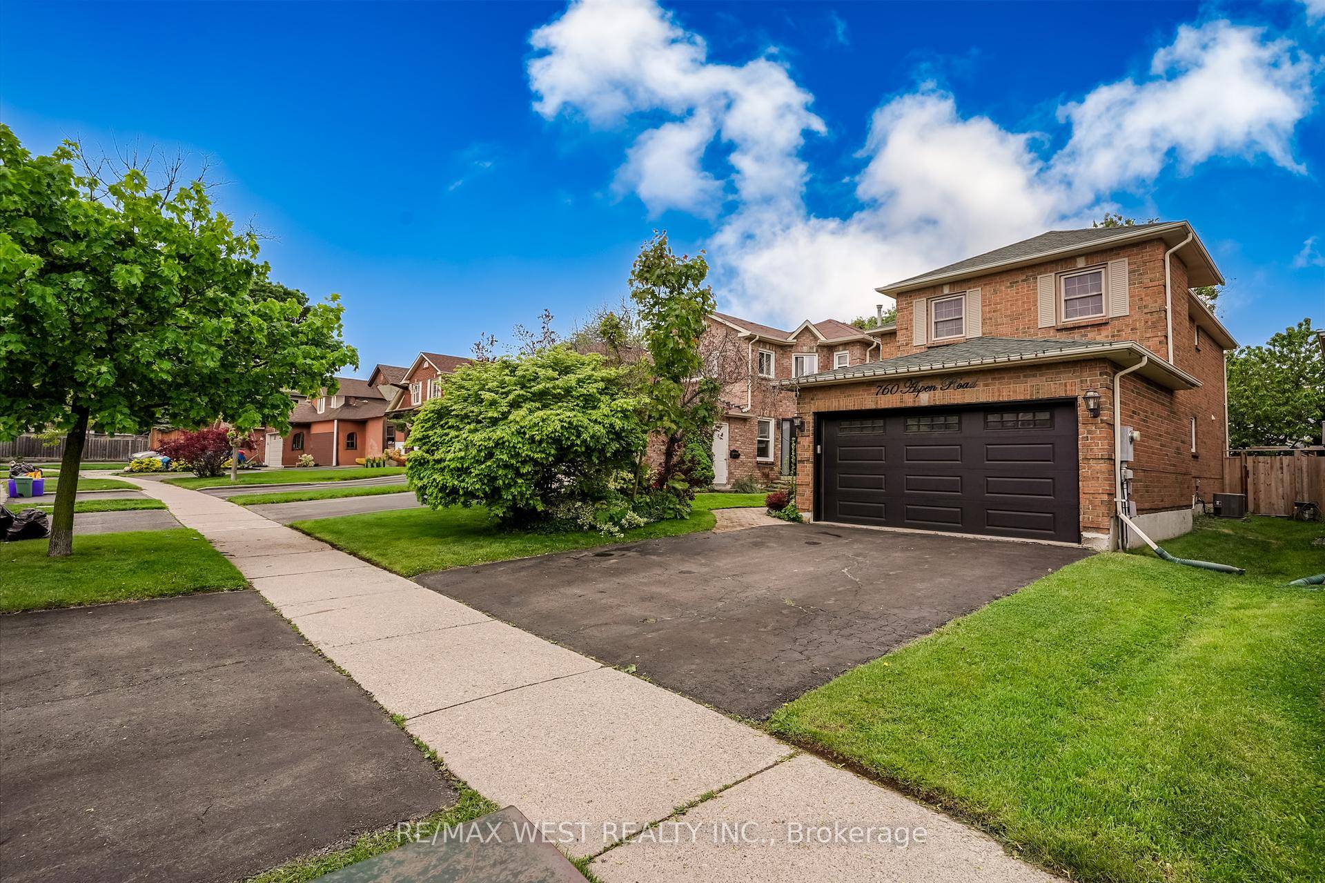 Immaculate, Fully Upgraded Home in Sought After Amberlea !