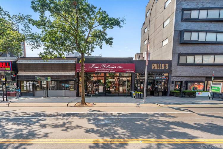 Prime 5th Avenue Retail Commercial Space 5, 500 SF with Basement Unlock the potential of this high visibility commercial space in the heart of Brooklyn's bustling 5th Avenue corridor.