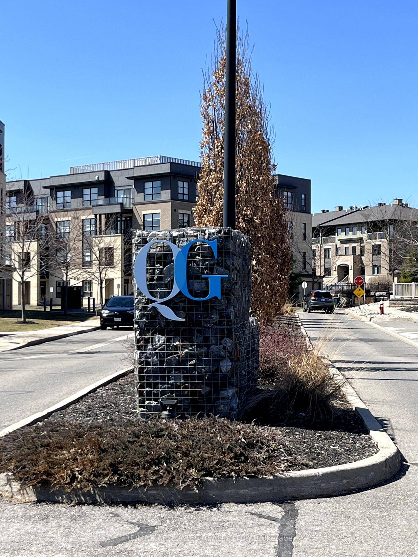 Rarely offered a spacious 2 bedroom loft unit, a heated, indoor parking spot and pets are allowed.