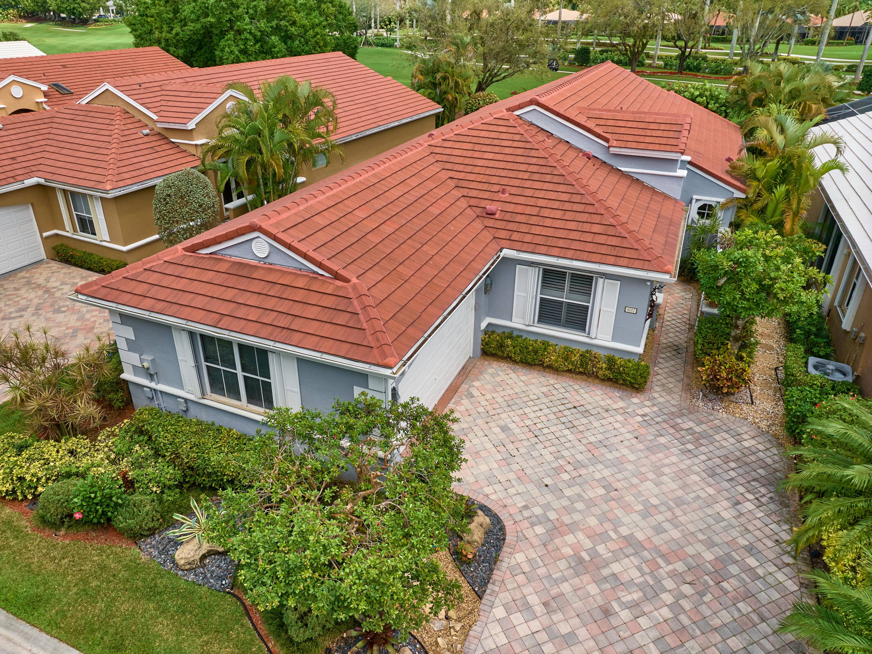 Welcome to this beautifully maintained 3 bedroom, 2.