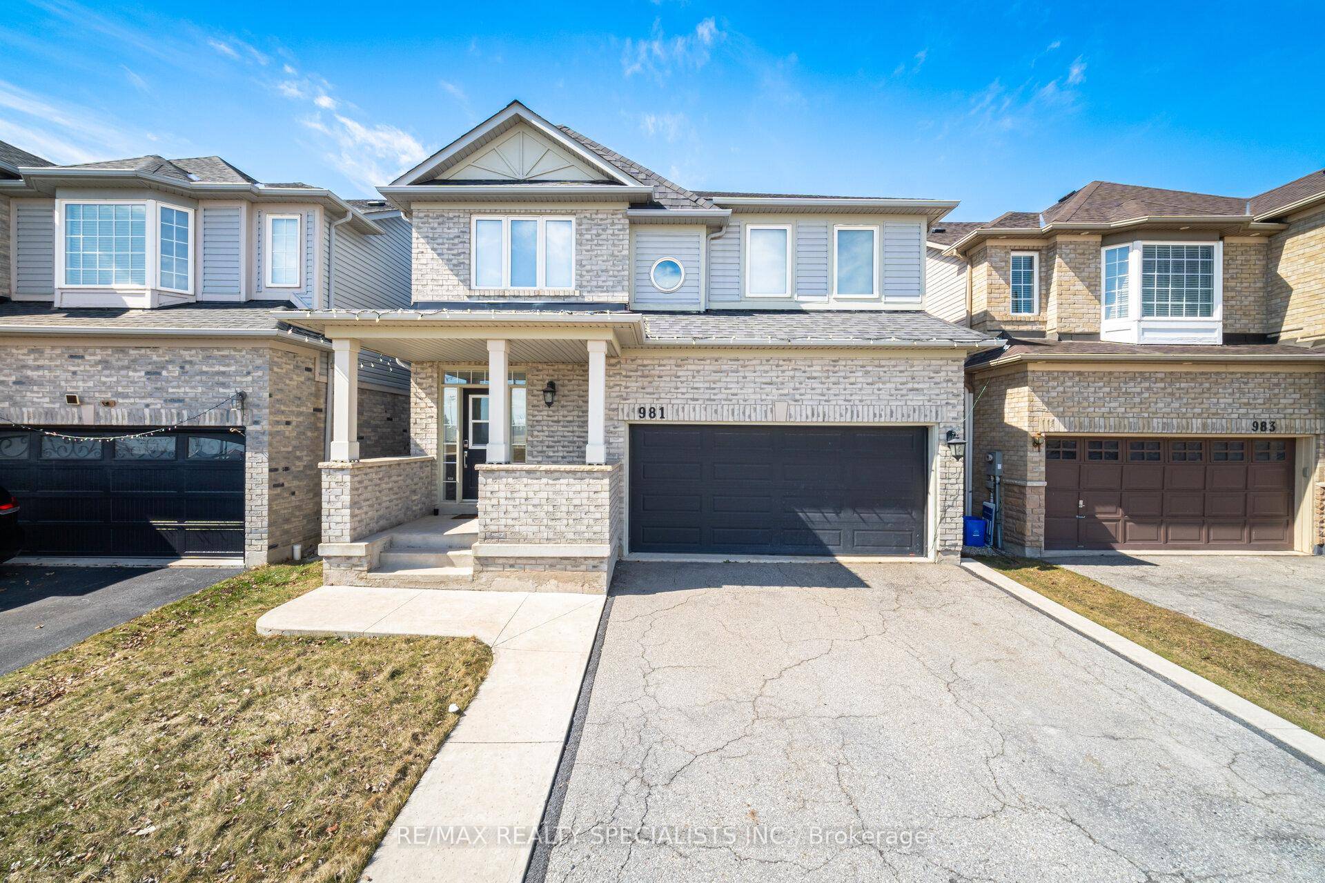 Gorgeous 4 Bedroom 3 Bathroom Detached Home In The Highly Sought After Coates Neighbourhood Of Milton.