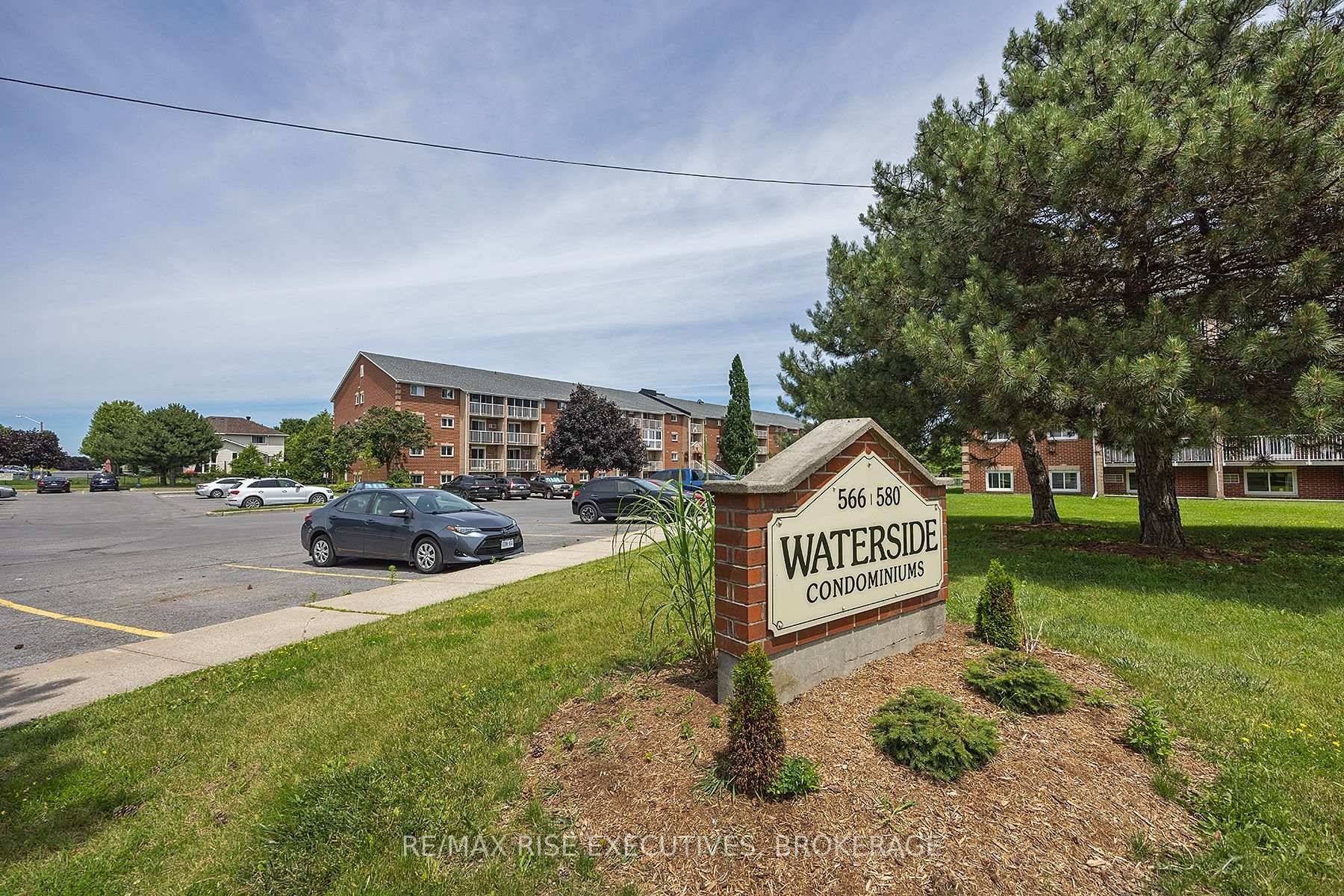Welcome to 580 Armstrong Rd.