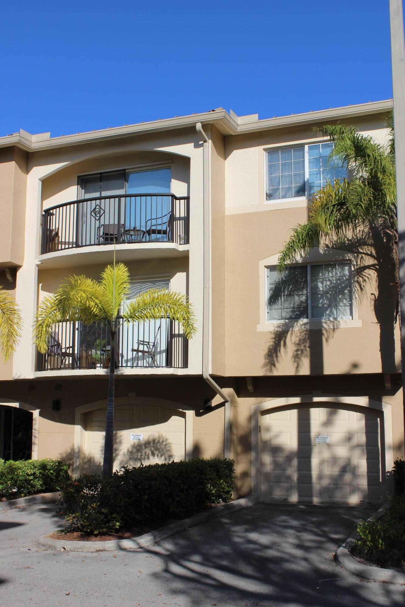 Stunning 2BD 2BA condo with garage located in the gated community of Royal Palm Beach.