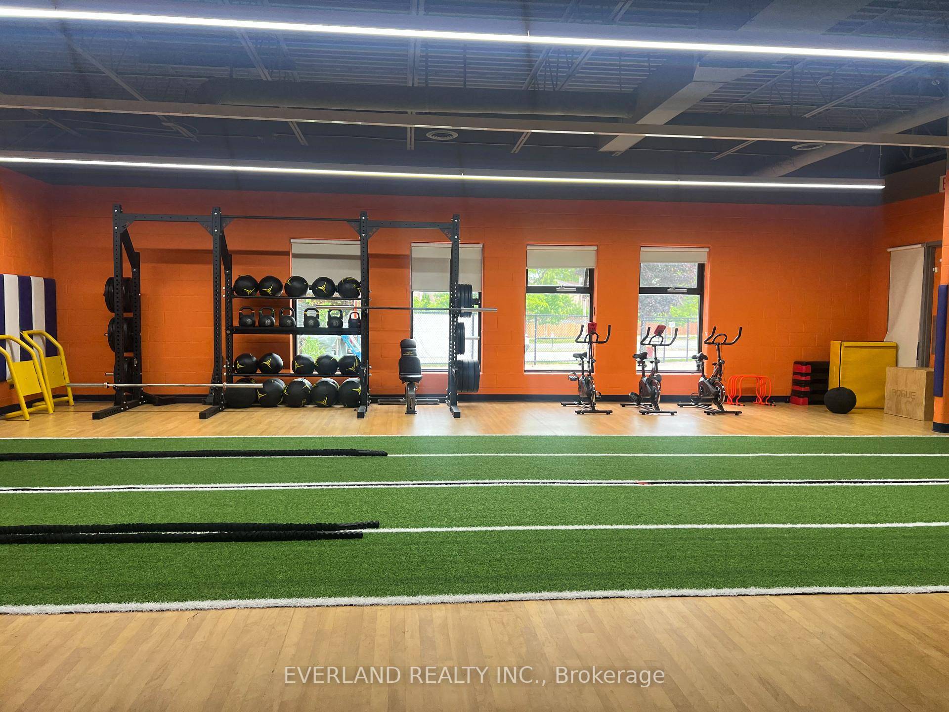 Turnkey institutional space in the heart of Markham, ideal for daycare, after school programs, tutoring centers, or sports training facilities.