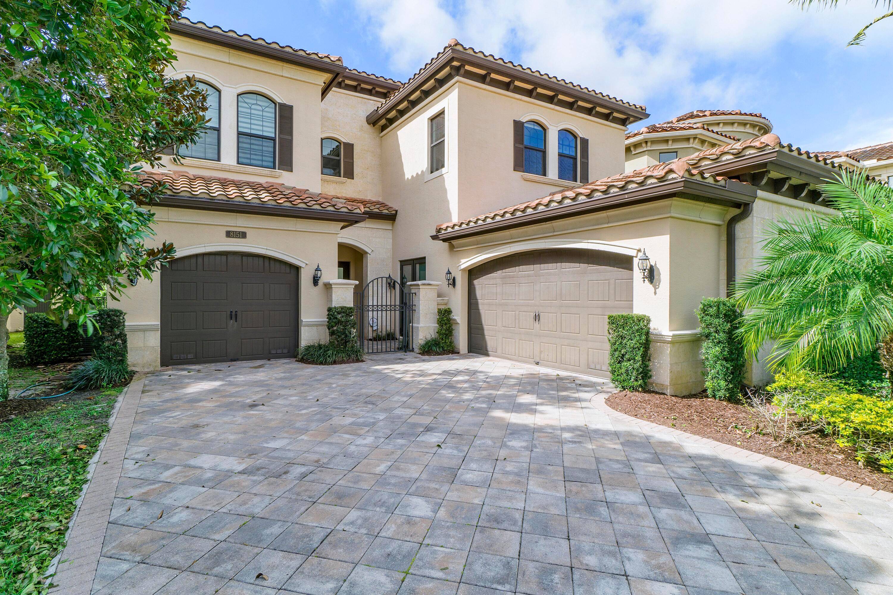 Exceptional Value in the sought after Bridges Community.