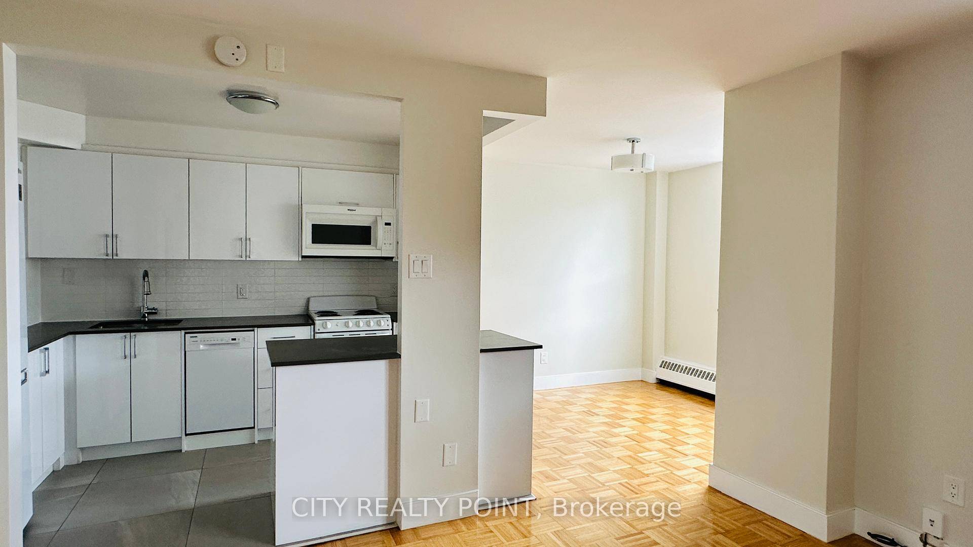 ONE MONTH FREE ! Welcome to your newly renovated, bright, and spotlessly clean 1 bedroom apartment in a quiet, family friendly building at 490 Eglinton East.