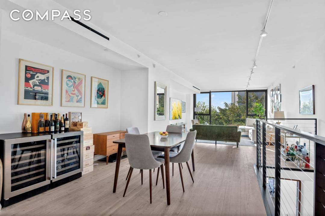 Experience waterfront living in this exceptional 1 bedroom, 1.