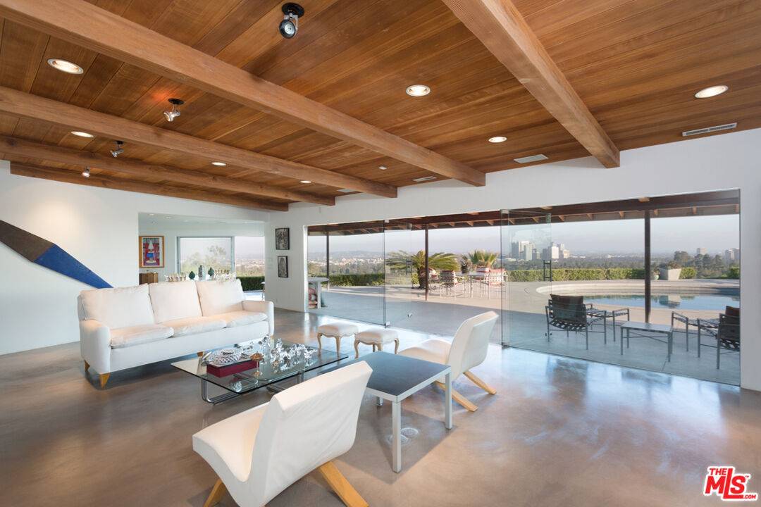 1230 Shadow Hill Way 3BR Beverly Hills Post Office | B.H.P.O. La