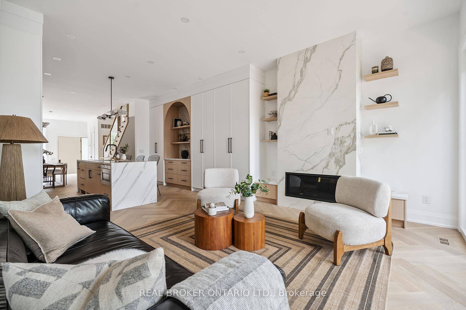 Welcome to this exceptional 3 storey custom built home offering 4 1 bedrooms and 5 bathrooms in one of Toronto's most desirable neighborhoods.