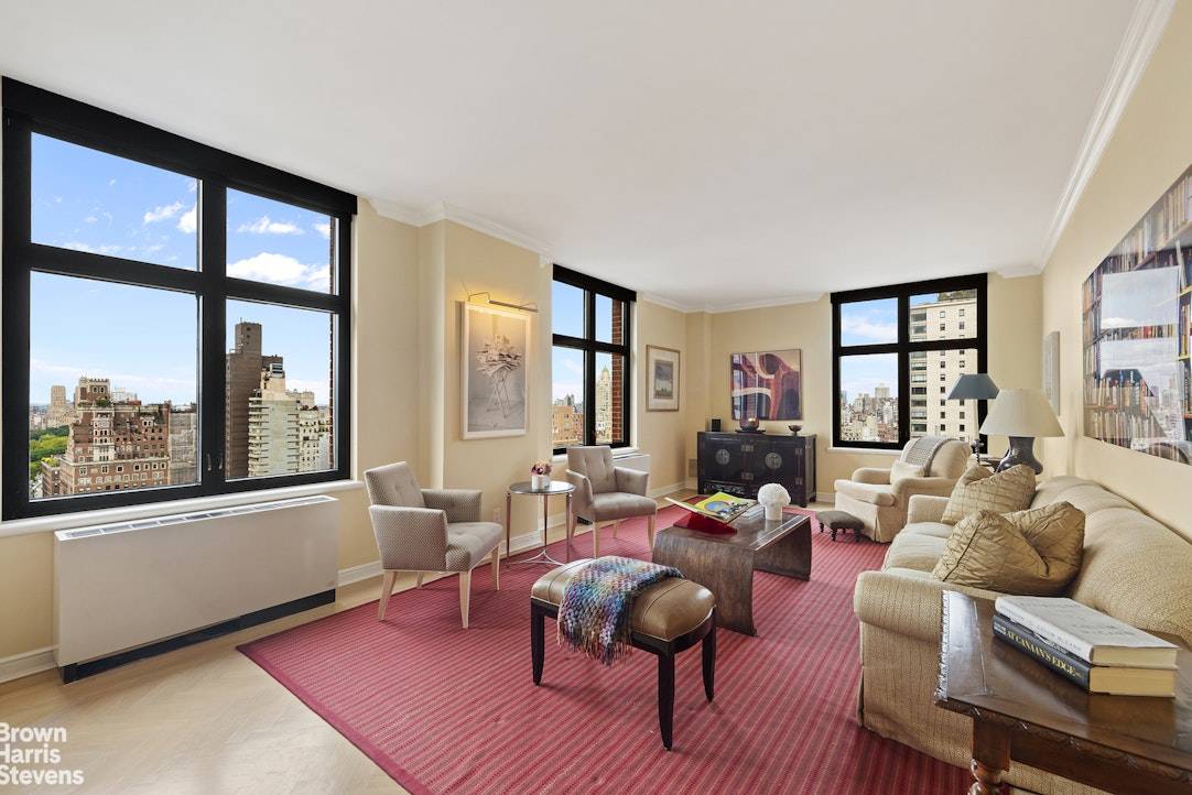 Apartment 24C in the Trafalgar House is the perfect blend of modern luxurious condominium living with exceptional Central Park and 360 degree citywide views through large picture windows on a ...