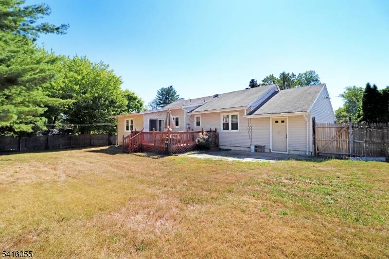 Builder or Dream Home Opportunity !