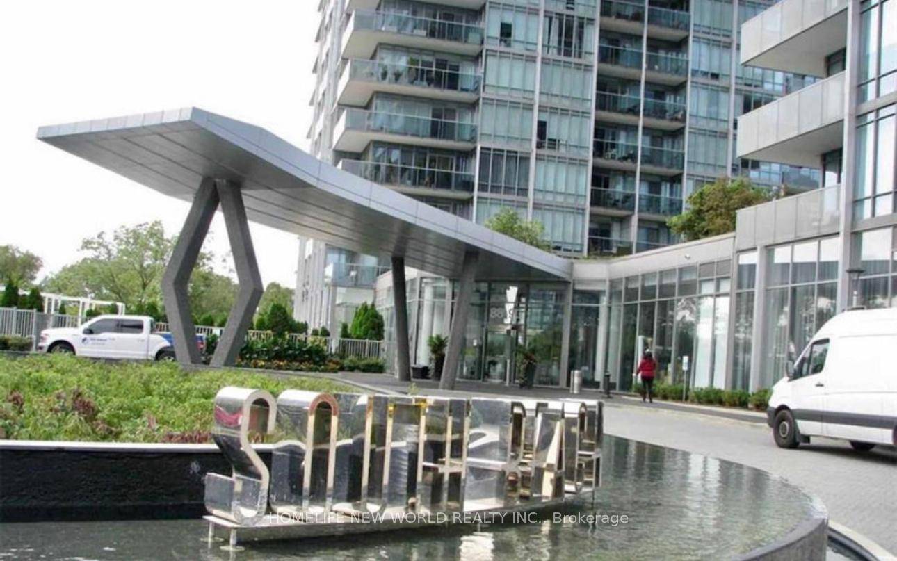 Amazing Location, Best Unobstructed Southwest View W Green Parkland amp ; The Lake, Very Well Kept Suite.