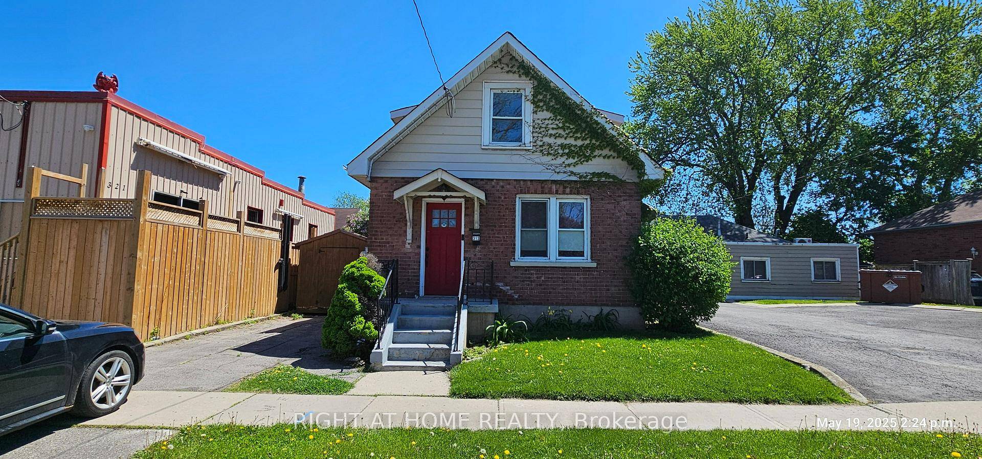 Step into this charming detached home, ideal for starter home.