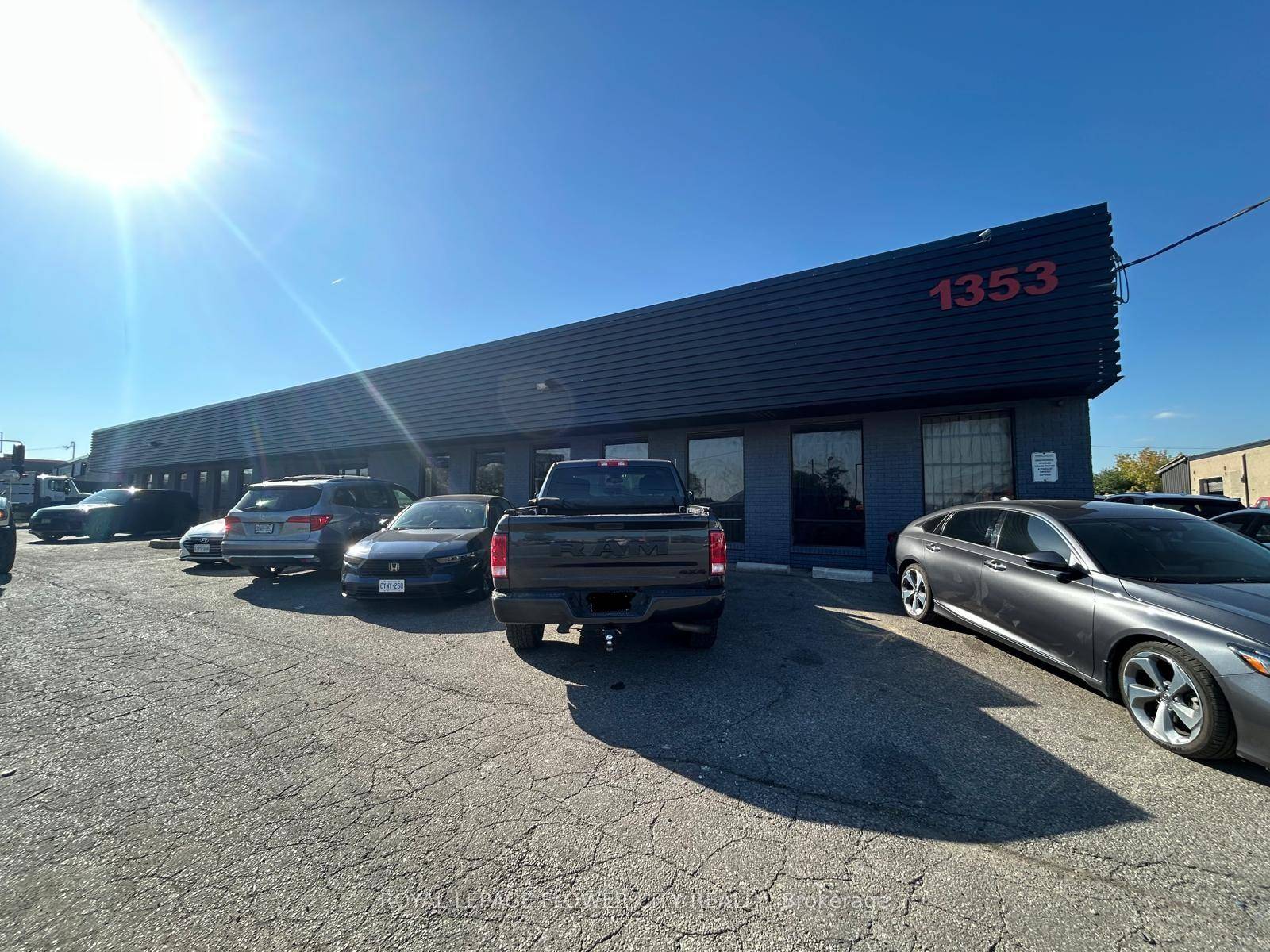 Approx. 6, 000 Sq. Ft. Of Warehouse amp ; Office Space In A Clean Standalone Industrial Building Fronting On Britannia Rd In A Prime Mississauga Location.