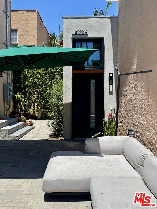 902 N Harper Ave Hollywood Hills East La