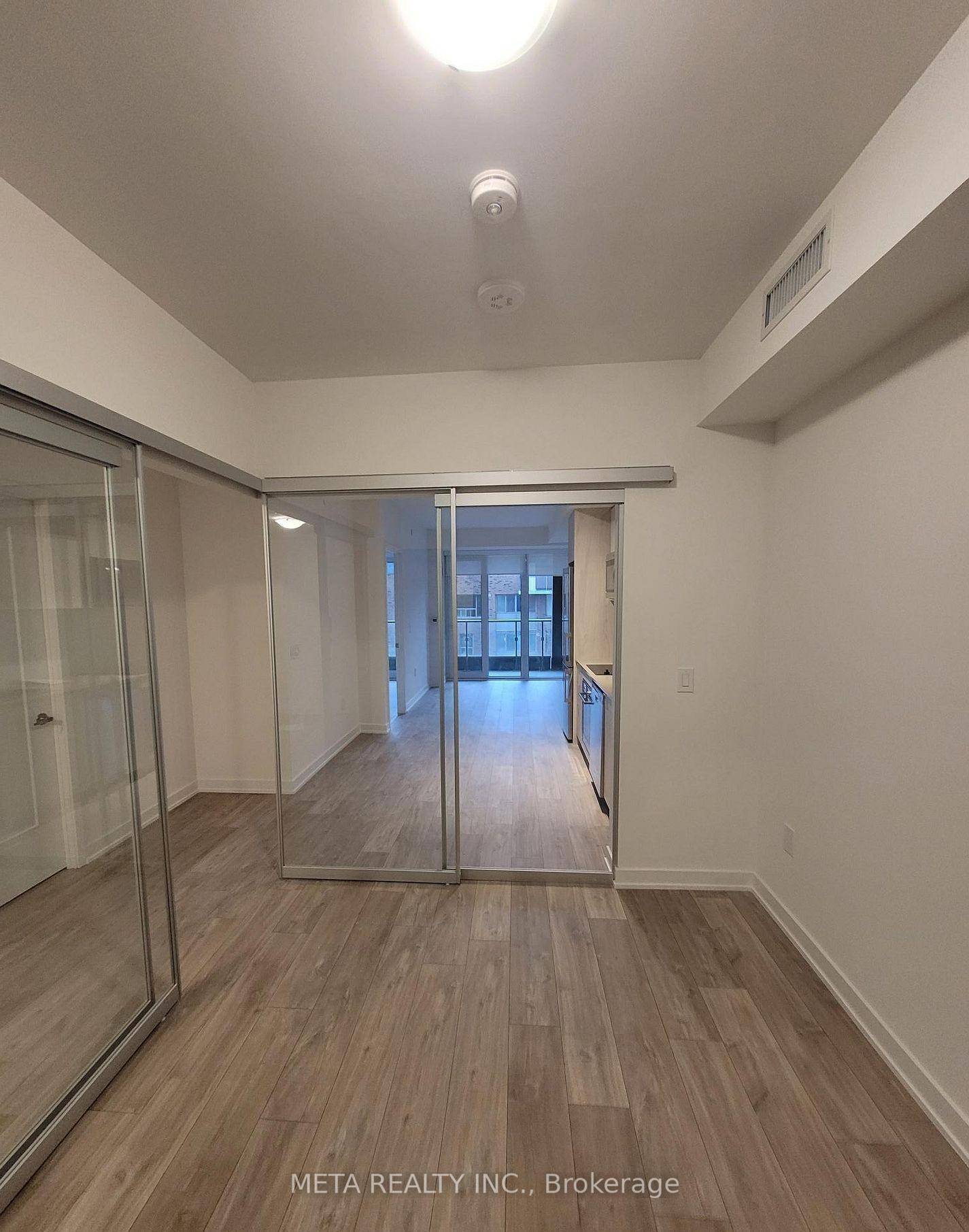 Prime Location On Front St amp ; Lower Sherbourne Steps To Distillery District, TTC, St Lawrence Mkt amp ; Waterfront !