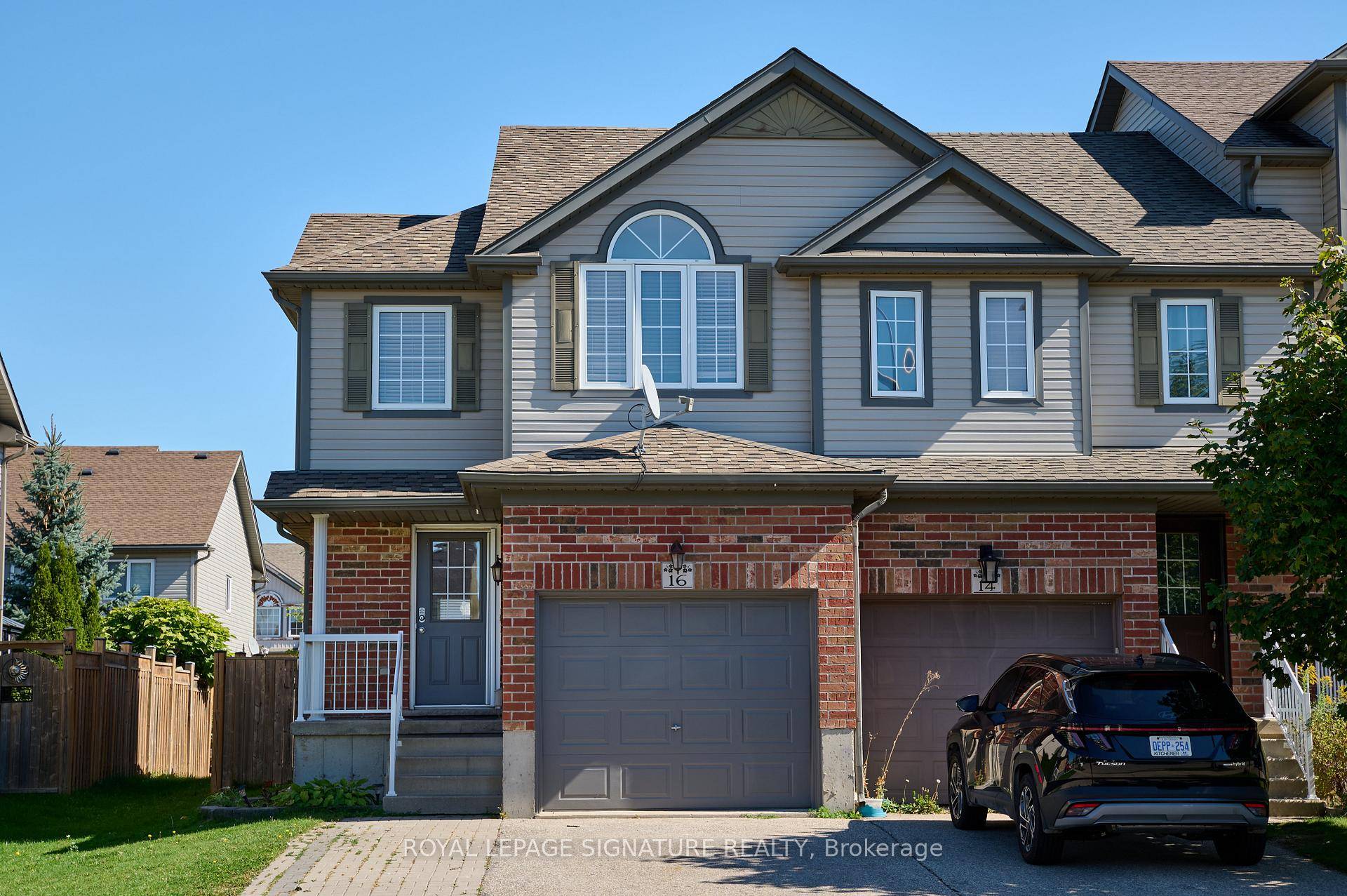End unit townhouse with a finished basement, offering 3 spacious bedrooms and 3 bathrooms, located in the highly desirable Huron Park community of Kitchener.
