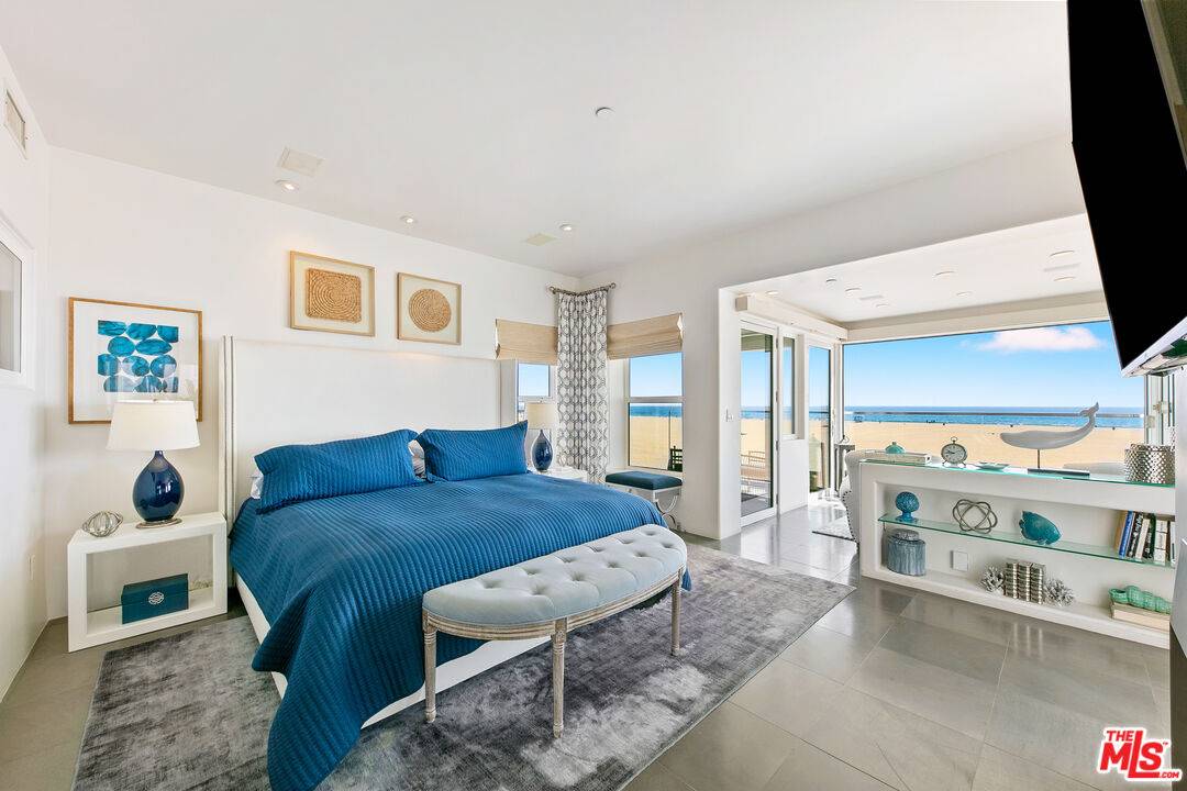 1341 Palisades Beach Rd 3BR Santa Monica La