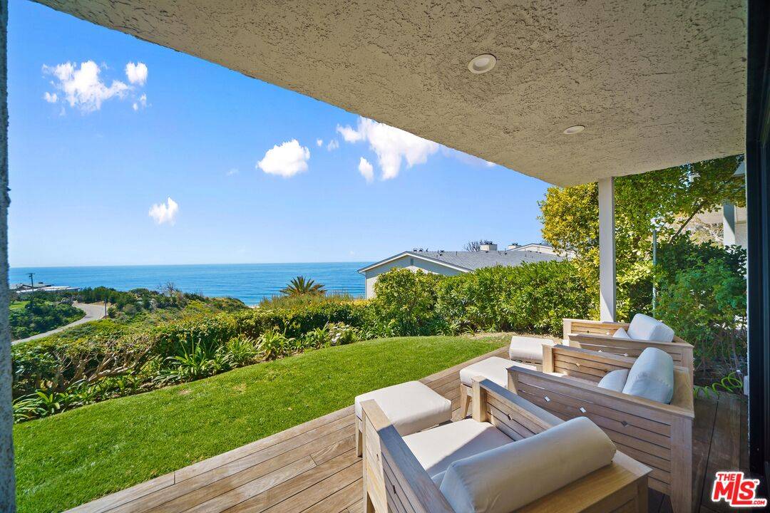 6817 Seawatch Ln 3BR Malibu La
