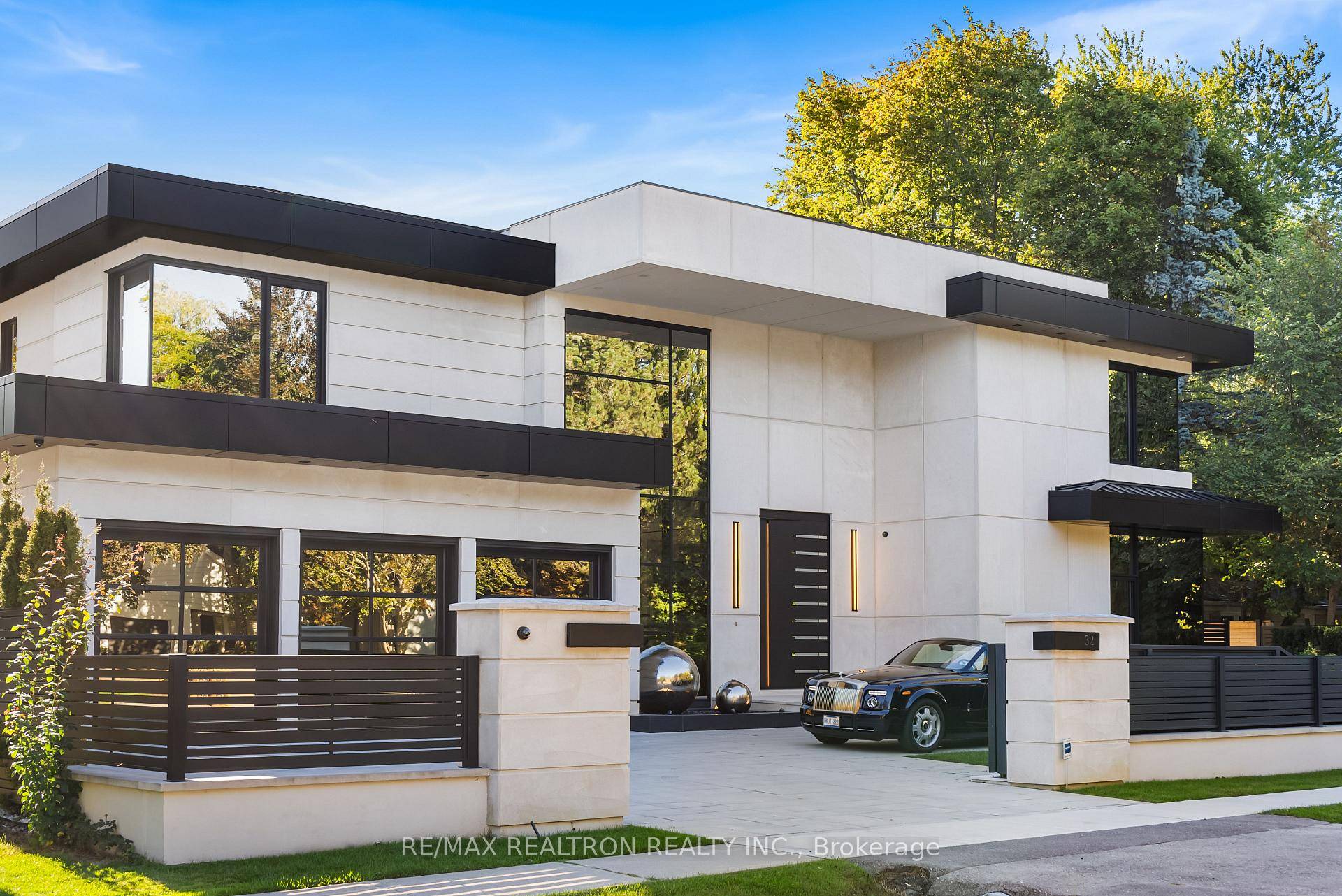 Gated Modern Masterpiece in Prestigious Bayview Glen.