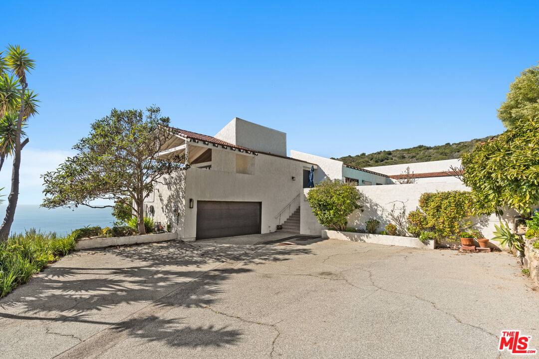 20755 Seaboard Rd 5BR Malibu La