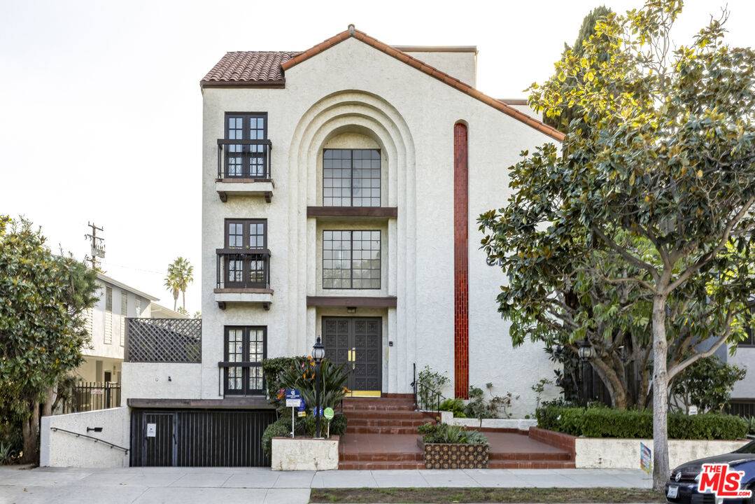 818 6th St 2BR Santa Monica La