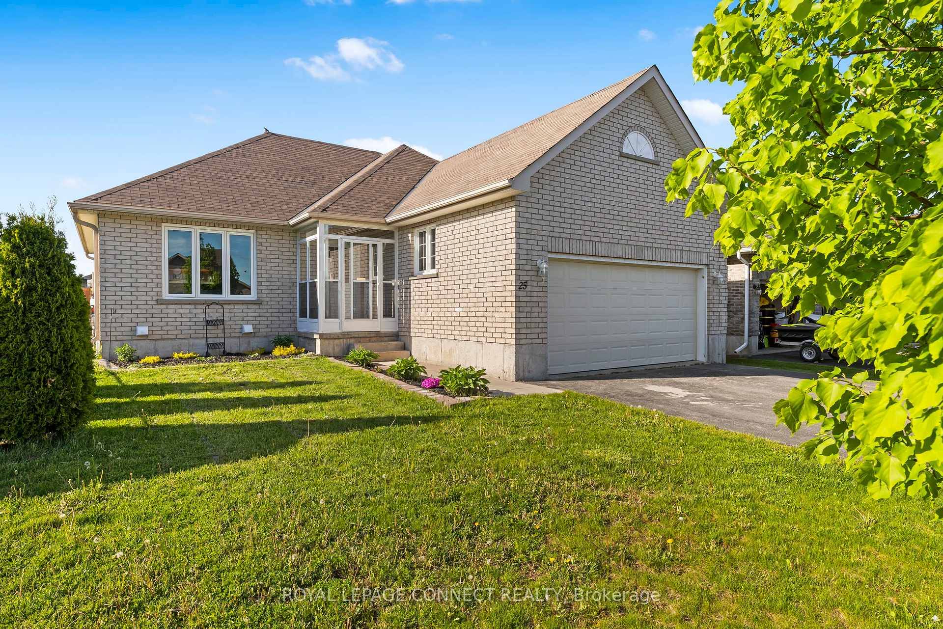 Welcome to 25 Springdale Drive, a beautifully maintained 3 1 bedroom bungalow in the highly desirable North Ward of Lindsay.