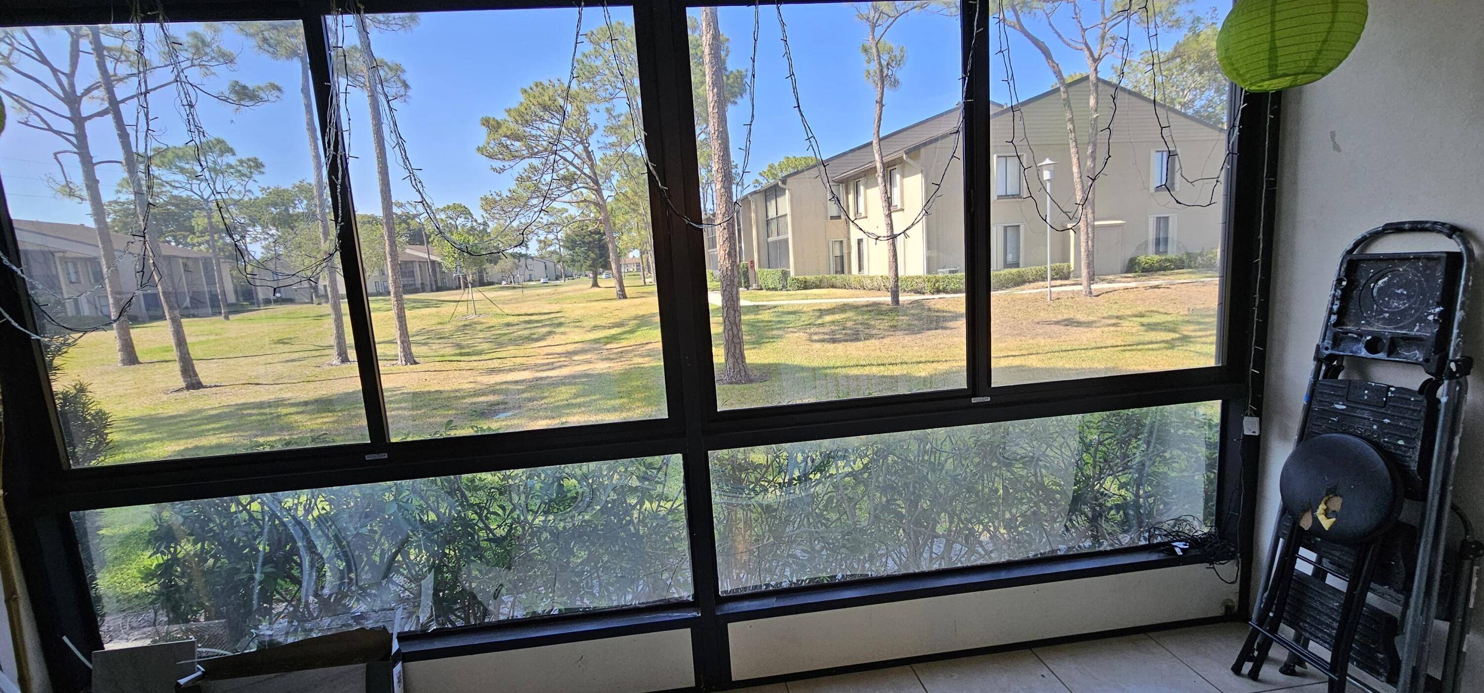 Come see this beautiful bottom floor 2 2 unit in a desirable neighborhood.