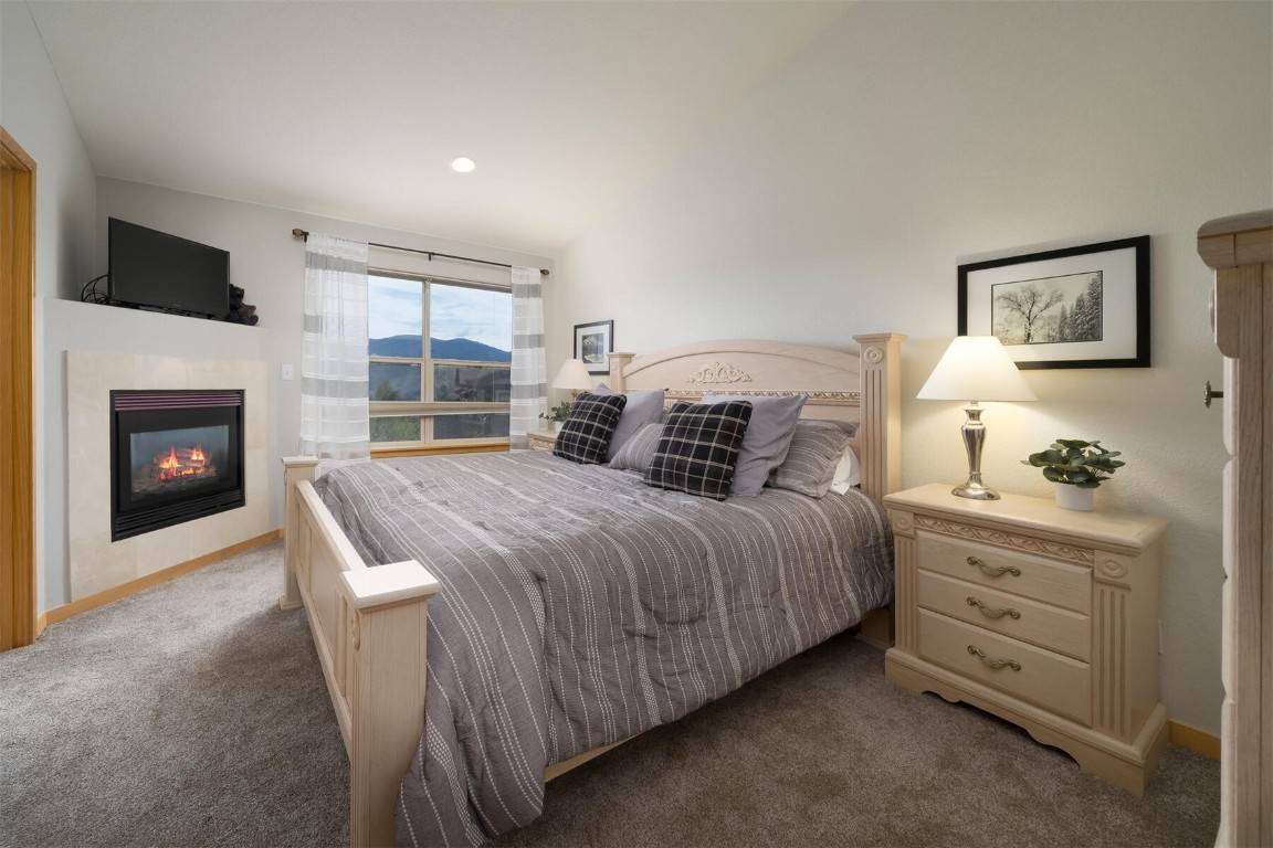 Big Value, Lovely home. Thought you couldn't afford a spectacular ski getaway ?