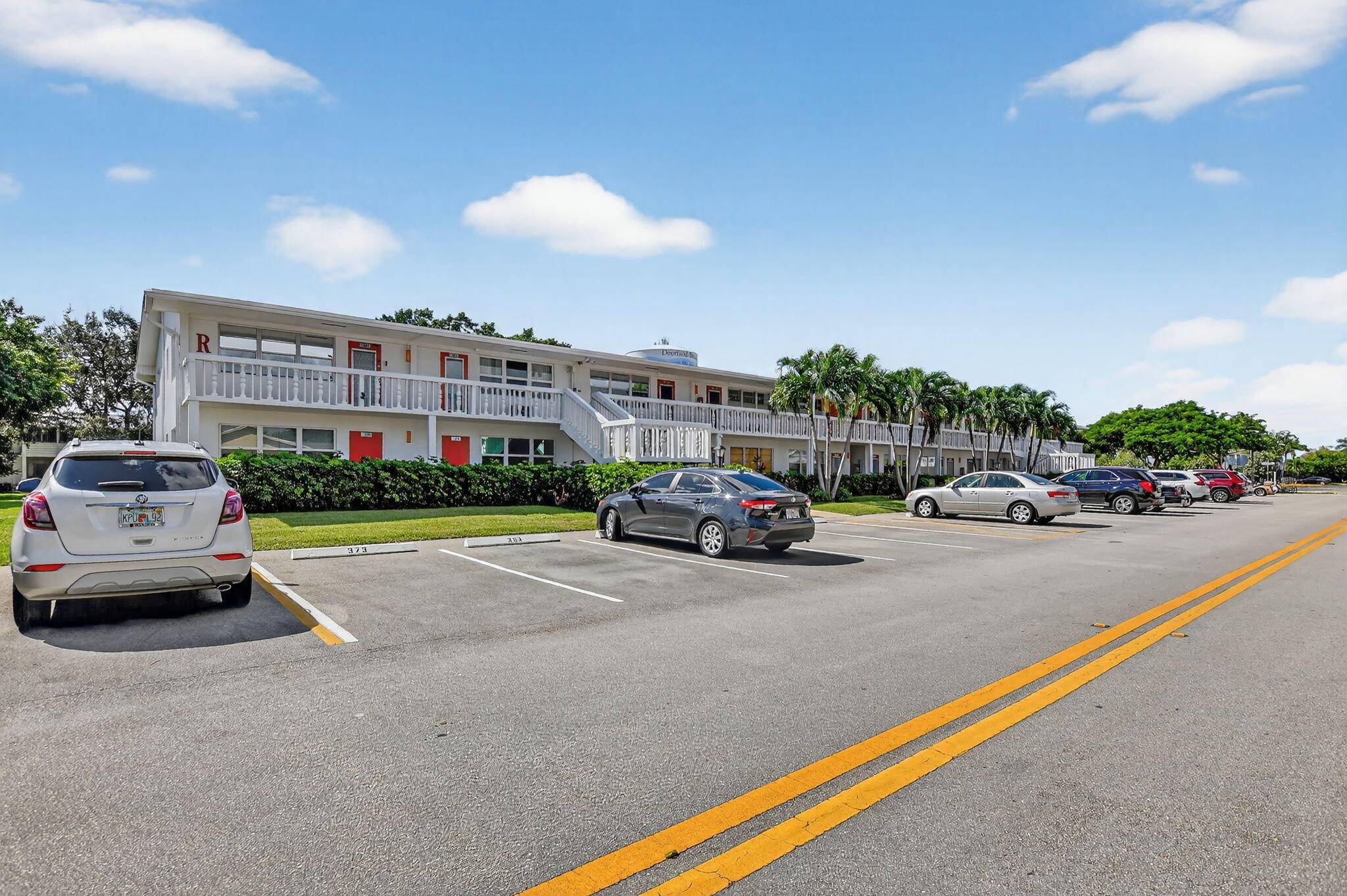 Beautiful 1 Bed 1. 5 Bath 2nd Floor Condo that is light filled with a spacious layout and a peaceful garden views perfect for relaxation Take a short scroll to ...