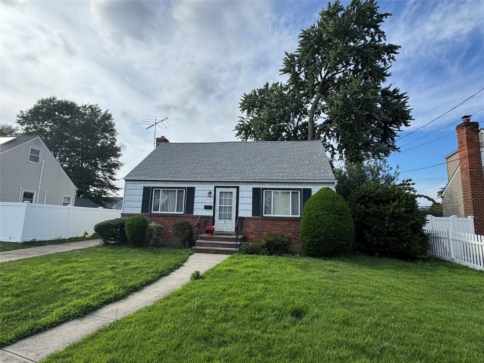 This great opportunity just got even better, with a price improvement !