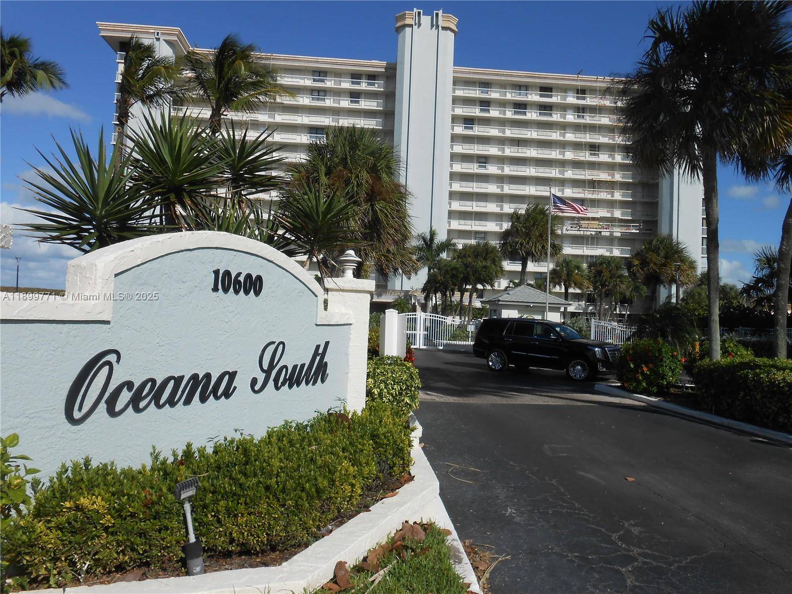 Enjoy this beautiful 2 bedroom 2 bathroom waterfront property with a covered patio.