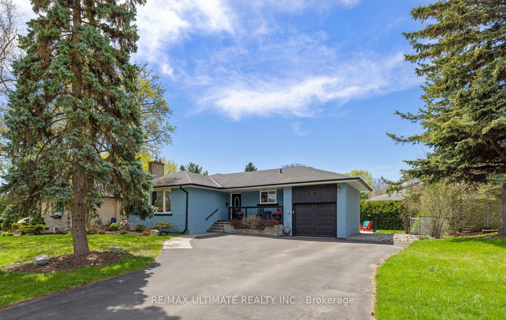 Nestled in the heart of Bronte West, 257 Wales Crescent presents an exceptional opportunity in one of South Oakville's most desirable neighbourhoods.