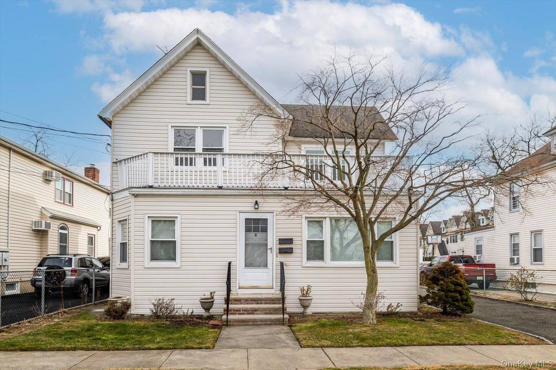 Be the first to live in this beautifully renovated, light filled three bedroom apartment located on the second floor of a two family home on a quiet dead end street ...