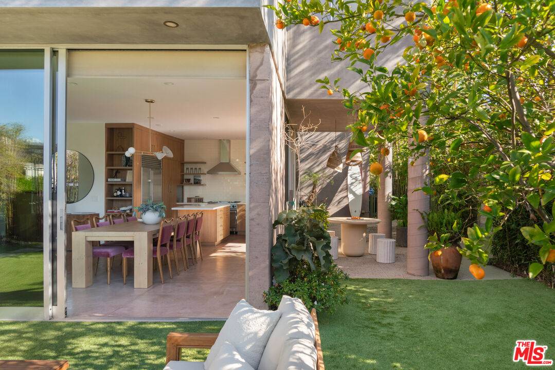 2324   Boone Ave 4BR Marina Del Rey La