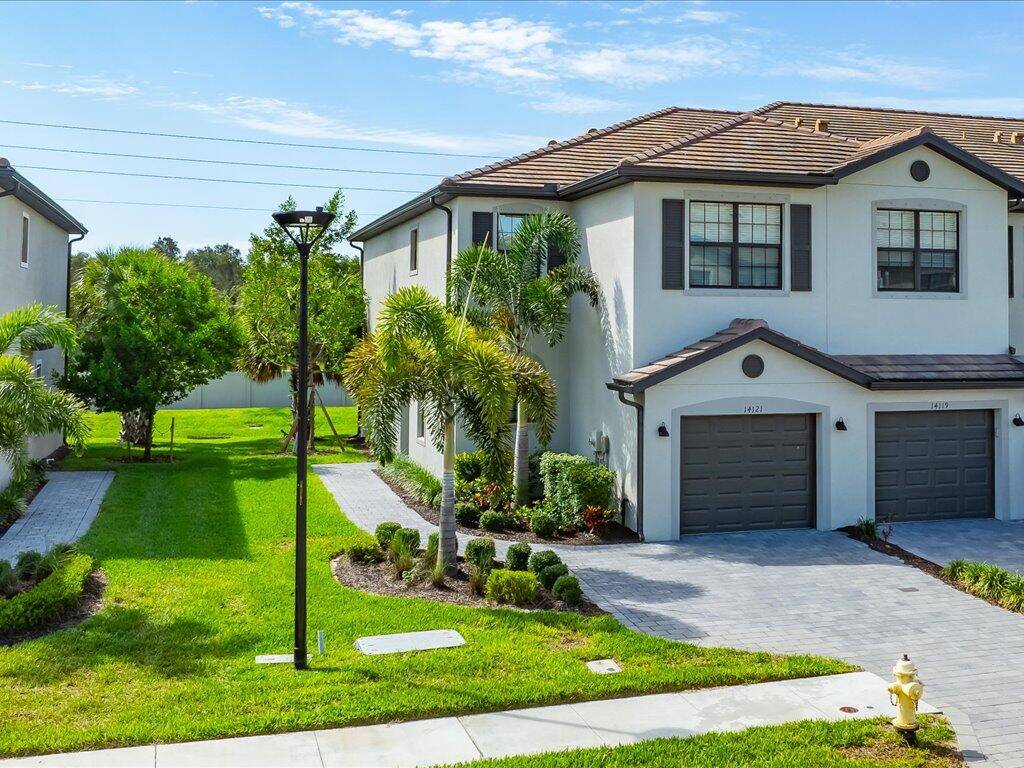 Welcome to Timber Creek, where luxury living meets unparalleled amenities !